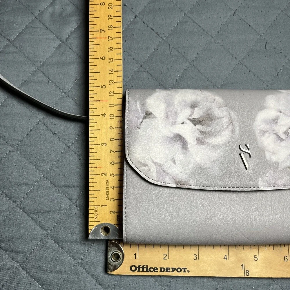 Simply Vera Vera Wang Grey‎ White Floral Faux Leather Crossbody Purse